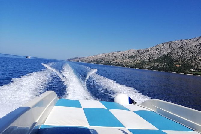 Private boat transfer Split - Bol - Arriving in Bol: Meeting at Bol Port and Starting Your Brac Day