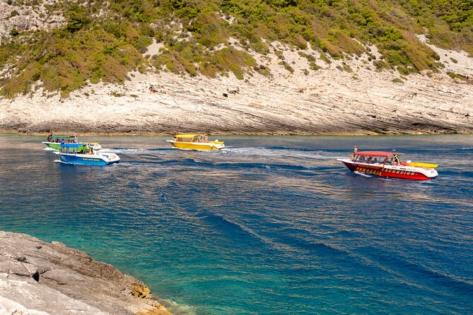 Private boat transfer Split/ Split airport - Hvar - Pickup That Actually Solves Problems: Split Airport to the Dock