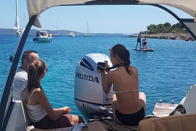 Private Full-Day Boat Tour to Blue Lagoon, Hvar & Pakleni Islands - Tips I’d use to enjoy this day more (and get fewer surprises)