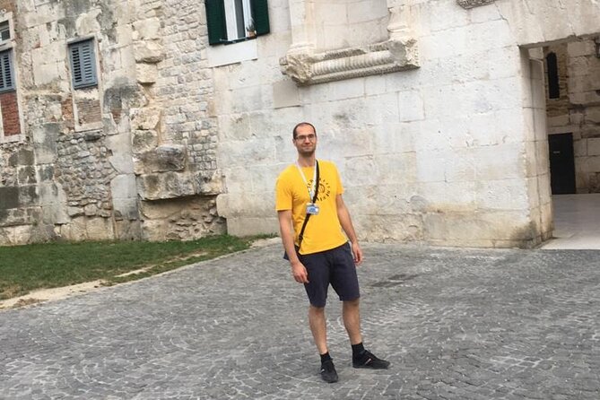 Private History and Trivia Walking Tour by a Local Guide - Fruit’s Square (Trg Brace Radic) and Pusti me Proć: The Perfect Short Detour