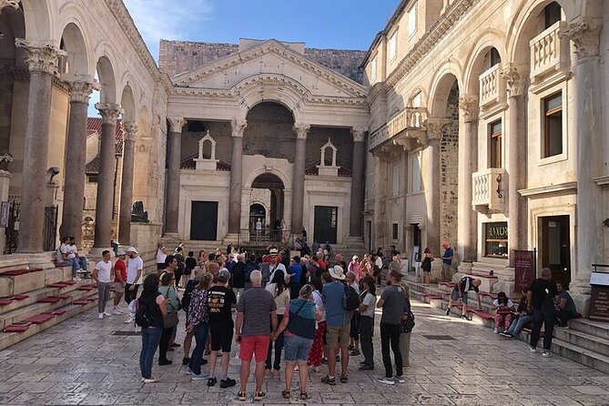 Private History Split Walking Tour in Spanish - Fruit’s Square (Trg Brace Radic): Venice Meets Croatian Literature