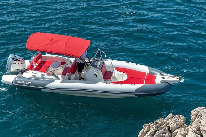 Private speedboat tour to Blue cave, Vis and Hvar - Stiniva Bay on the edge of the world: swim and snorkel time