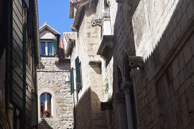 Private Split City Walking Tour - Spanish Guide - Price and value: what $83.08 per person buys you