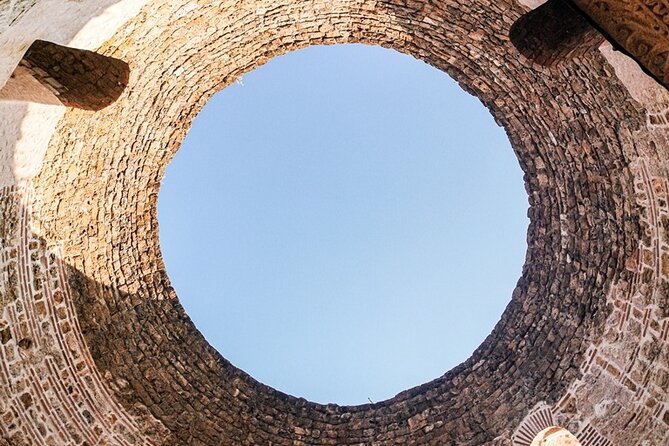 Private Split & Klis Game of Thrones Tour - Which Guides Make the Difference on This Tour