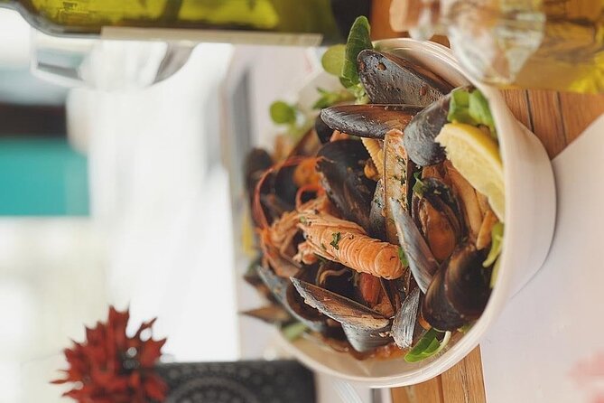 Private Split Tour & Local Bites & Seafood Extravaganza & Pickup - A smart way to see Split in just 3 hours