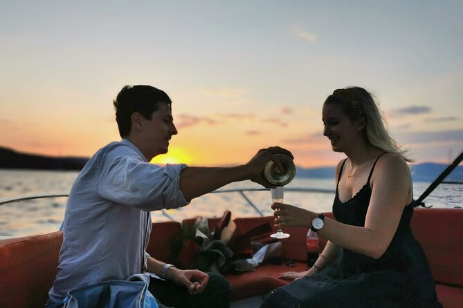 Private Sunset Tour from Split + Bottle of Wine Included - Private Transportation and a One-Stop Evening Plan