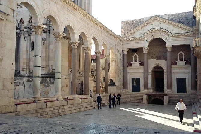 Private transfer from Split (Croatia) to Venice (Italy) - Driver Skills and the Value of an English-Speaking Guide