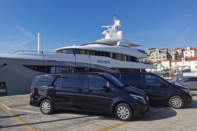 Private transfer from Split to Dubrovnik - The Ride Setup: AC, Wi‑Fi, and Bottled Water