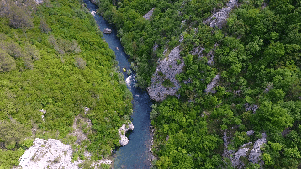 Rafting on the Cetina river - Paddling comfort and what to pack (so you don’t suffer later)