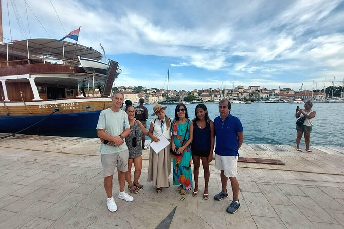 Rent a bike in Trogir - Riding along the coast from Trogir to Ciovo