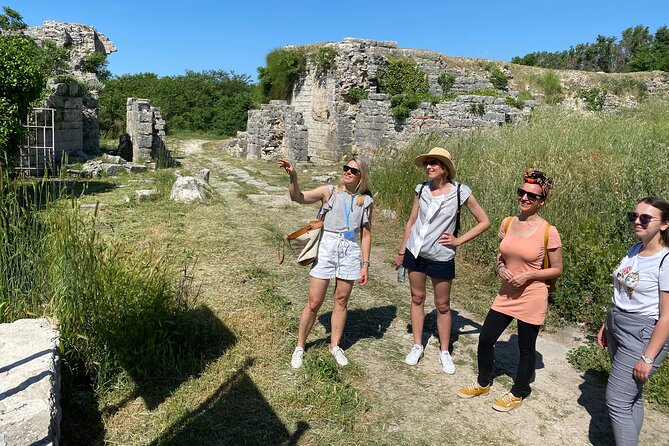 Salona & Amphitheater - Private guided tour - Admission incl. - Tusculum: Don Frane Bulić’s office and meeting rooms