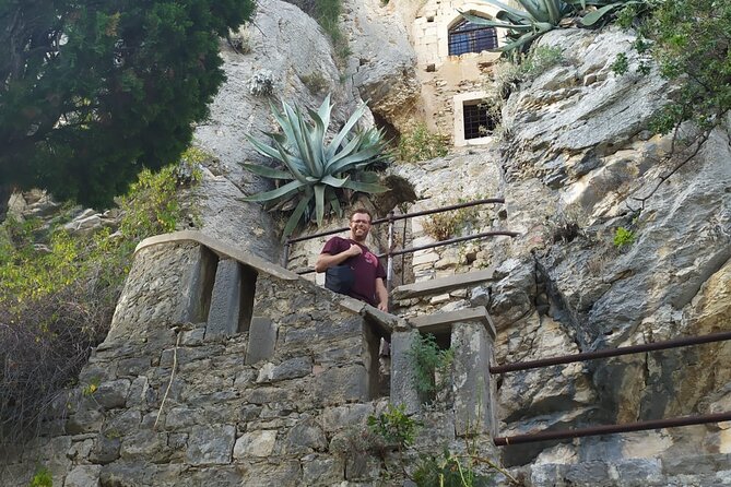 Secret Marjan Park Hiking Tour in Split - Stop 1: Marjan Park trails, chapels, and the stories behind the stone