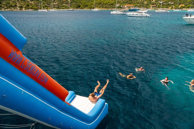 Slatine - Island Hopping Excursion (Trogir/Blue Lagoon/Shipwreck) - Nečujam (Šolta) and the shipwreck: snorkeling with a story