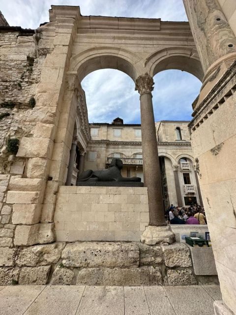 Split and Diocletian's Palace walking tour with a local guid - Cathedral of Saint Domnius and the Temple of Jupiter: what’s included vs. not