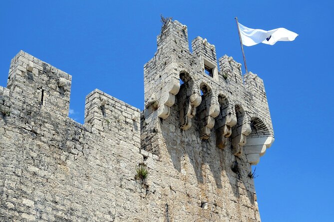 Split and Trogir Half Day Guided tour - The Peristyle and Vestibulum: How You Read the Palace Like a Local