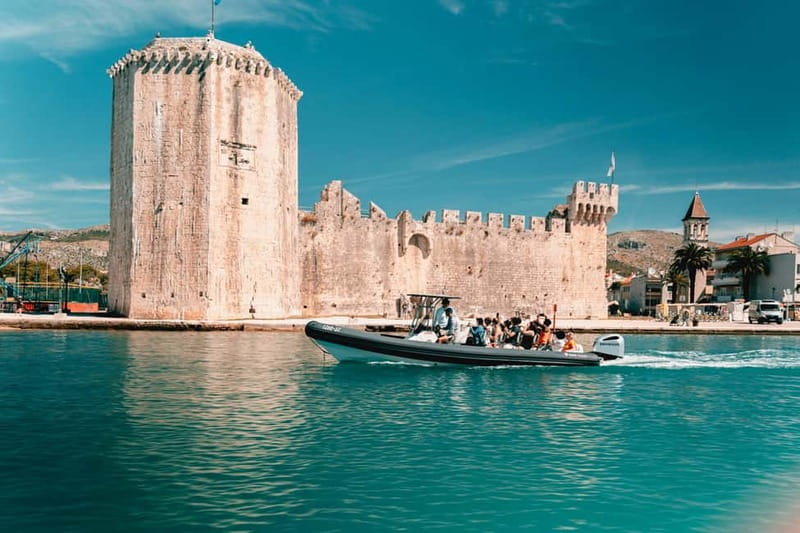 Split: Blue Lagoon & 3 Islands Speedboat Tour - Toto Travel and the speedboat setup in Split