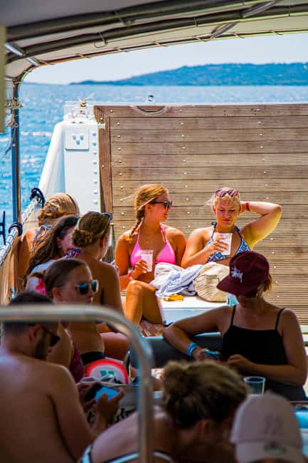 Split: Blue Lagoon, 3Islands, Boat Trip, Mediterranean lunch - The boat itself: ex-military comfort plus splash features