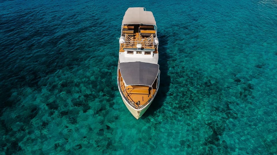 Split: Blue Lagoon and 3 Island Cruise with Food and Drinks - Getting to the Riva Meeting Point (and Avoiding the Stand Confusion)