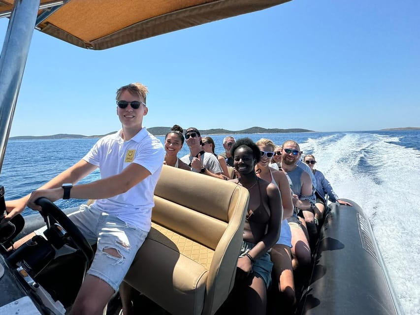 Split: Blue Lagoon, Hvar and 5 Islands Small Group Boat Tour - Šolta: another snorkeling-friendly coast break