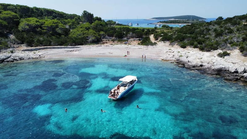 Split: Boat Tour to Blue Cave, Vis, Blue Lagoon, Hvar, Brač - Key highlights worth circling