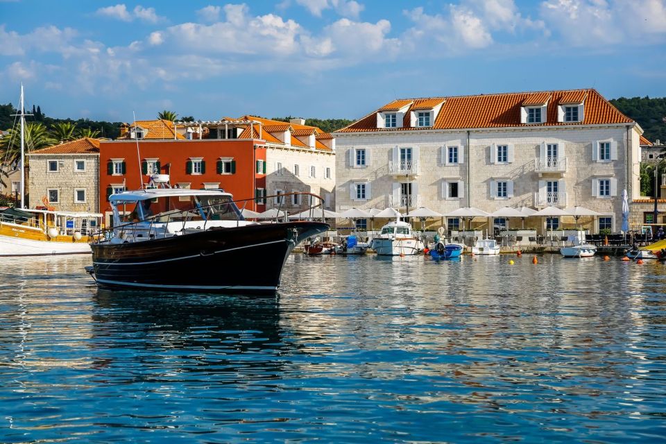 Split: Brac Island and Sutivan Village Sunset Boat Tour - Watching the Sunset Across the Sea: The Part You’ll Remember