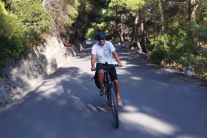 Split City Electric Bike Tour - Guides and Group Size: What Small-Group Energy Actually Feels Like