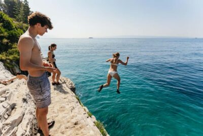 Split: Cliff Jumping & Deep Water Solo Tour - Warm-Up Climbing: Learning the Holds, Then Building Real Confidence