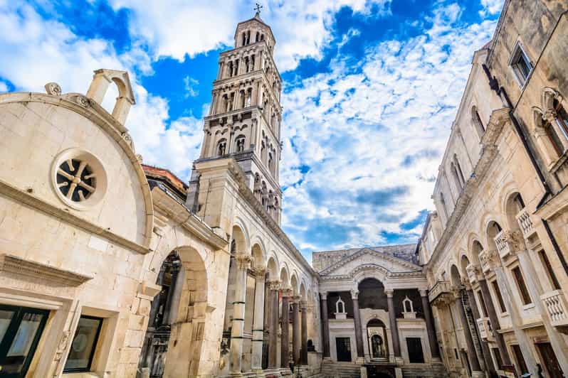 Split: Guided Walking Tour in English - Inside the Palace World: Narrow Lanes, Medieval Buildings, and Big Roman Ideas