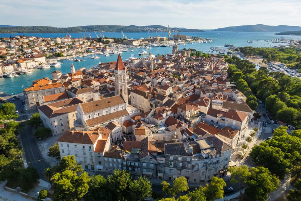 Split: Half-Day Blue Lagoon, Shipwreck, and Trogir Boat Tour - Onboard comfort, crew energy, and what the boat ride feels like