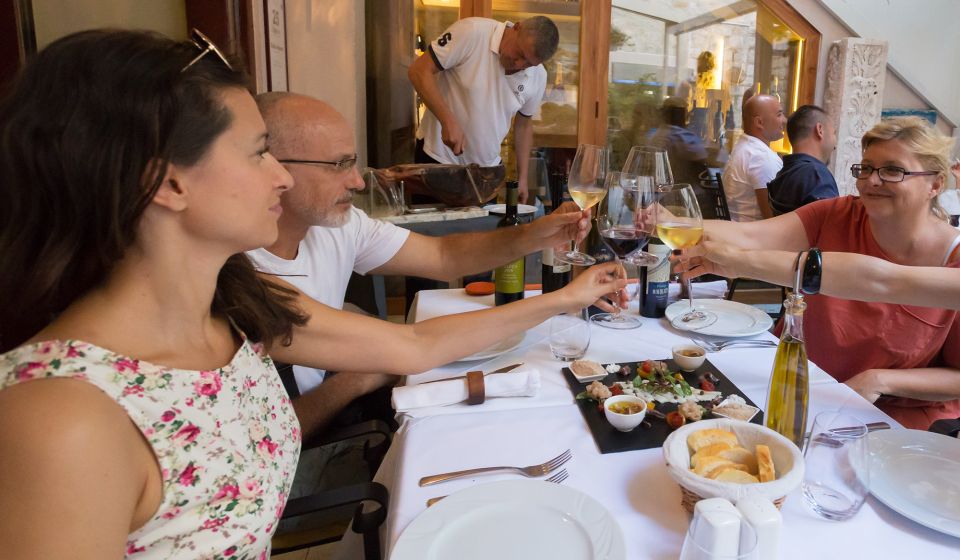 Split: Historical & Gastro Treasures Tour with Green Market - Hrvojeva 1 and the Green Market brunch that builds your appetite