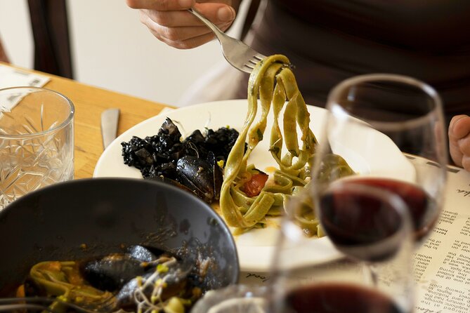 Split History and Gastro Small-Group Tour with Food and Drinks - What you actually eat and drink (the practical menu)