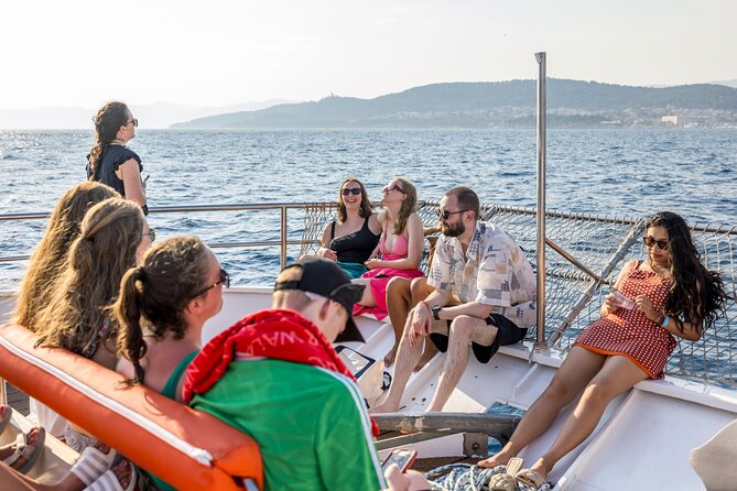 Split: Hvar, Brač, and Pakleni Cruise with Lunch and Drinks - Small-Group Feel vs. Seating Reality: What to Expect on Board