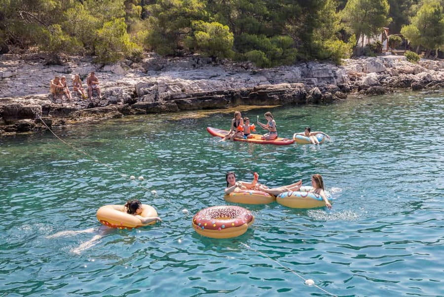 Split: Hvar, Brač, and Pakleni Cruise with Lunch and Drinks - The Boat Experience: Seats, Crowd Energy, and Small Comfort Notes