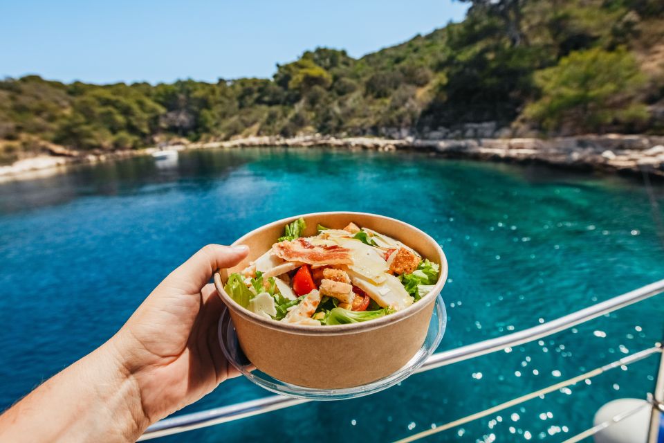 Split: Hvar, Pakleni, Brač & Šolta All-inclusive Tour - Hvar town with a live guide: fast history, then free wandering
