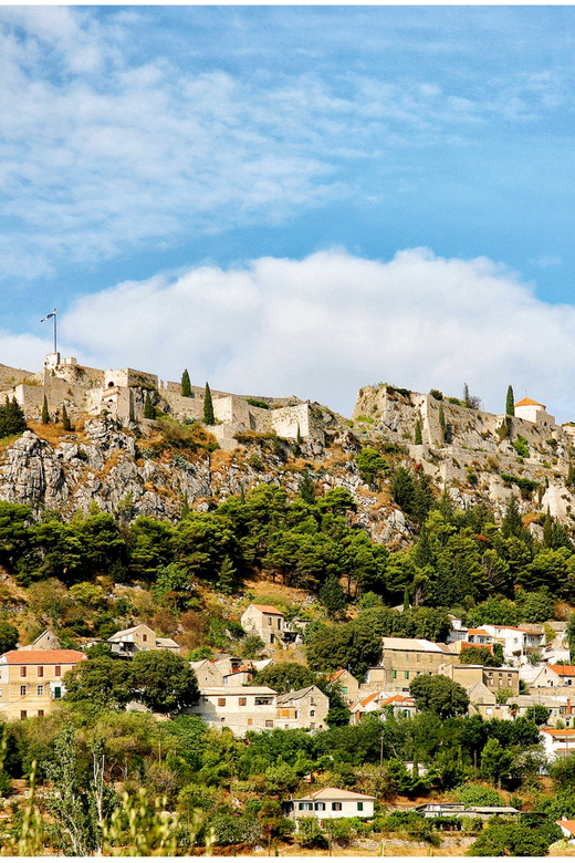 Split: Klis Fortress GOT and Olive Museum Entry Tickets - Getting between sites: car comfort first, bus as an option
