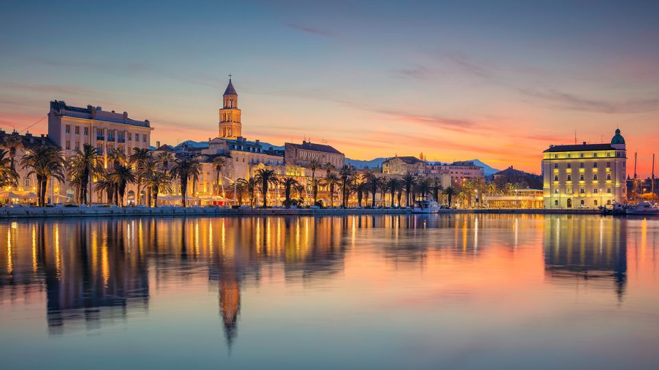 Split: Old Town & Diocletian's Palace Earlybird Walking Tour - Old Town streets and squares: how you get your bearings fast