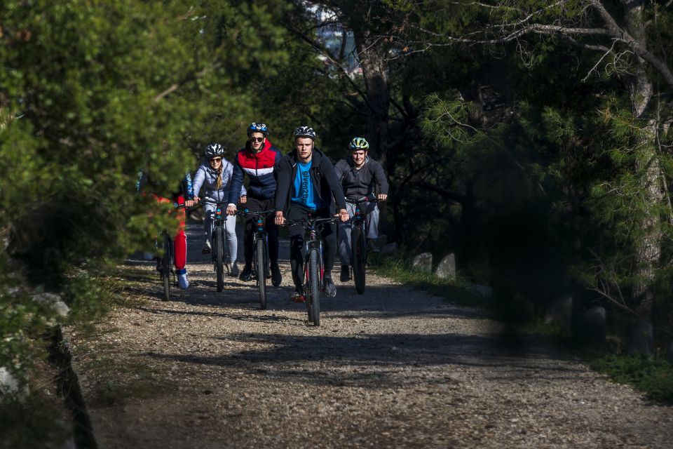 Split: Old Town Guided Bike Tour with Poljud Stadium - Getting Set Up: Meeting Time and Bike Comfort