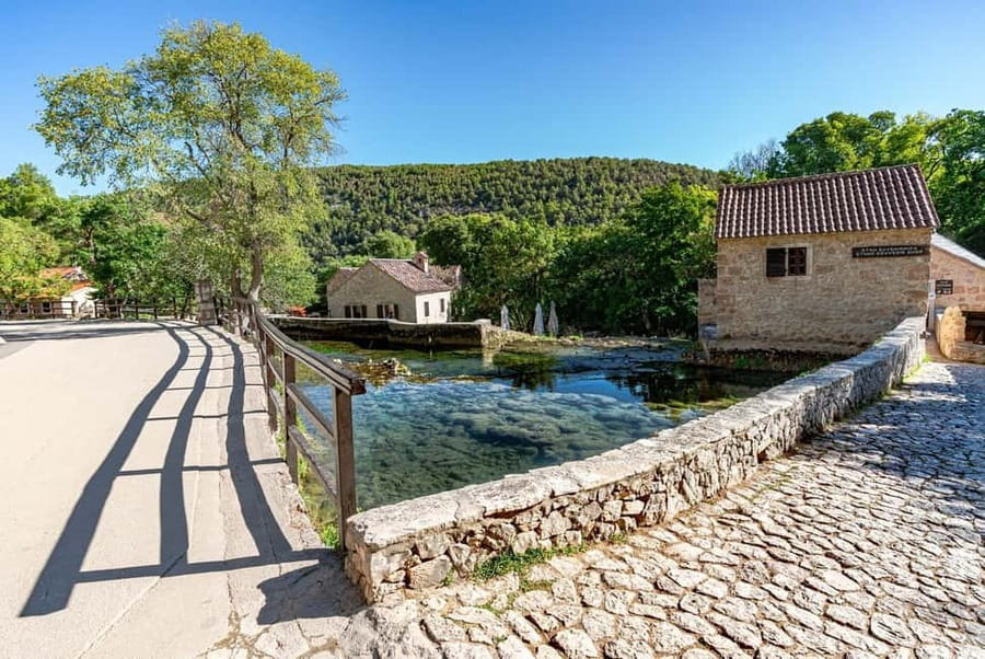Split or Trogir: Krka Waterfalls & Wine and Food tasting - Split or Trogir pickup: choose the side that fits your schedule