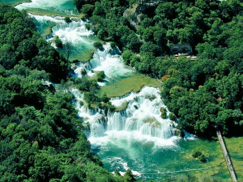 Split or Trogir: Krka Waterfalls & Wine and Food tasting - Getting the day right: smart prep before you step onto the bus