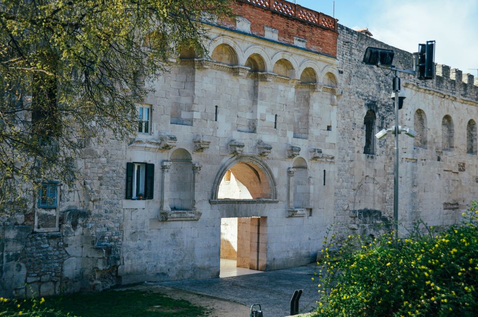 Split: Palace & Old Town Private Walking Tour-Entrance incl. - Key takeaways before you go