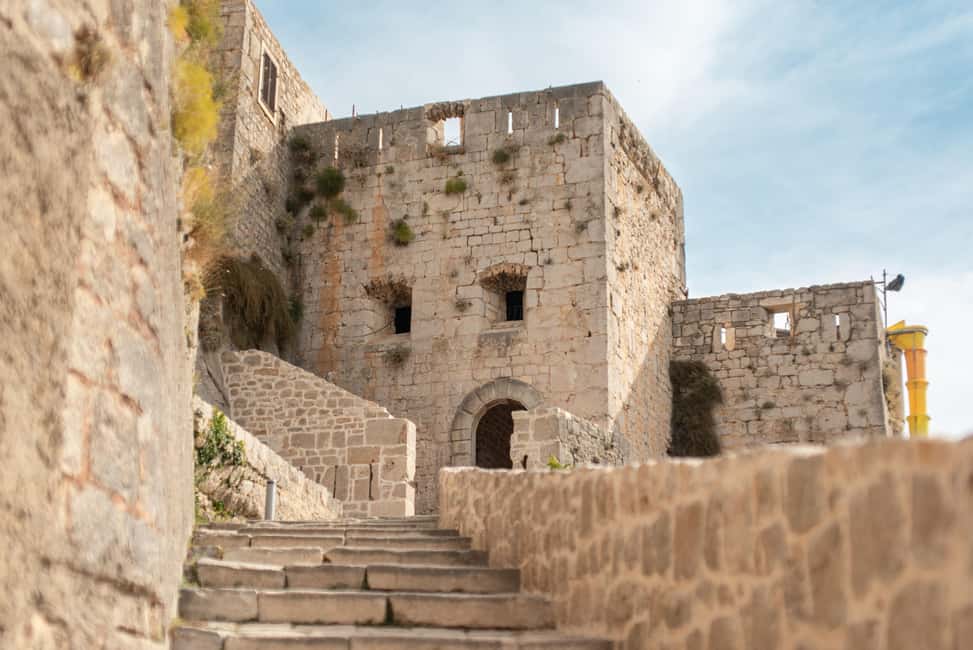 Split: Private tour to Klis Fortress and Vranjača cave - Key highlights you’ll actually care about