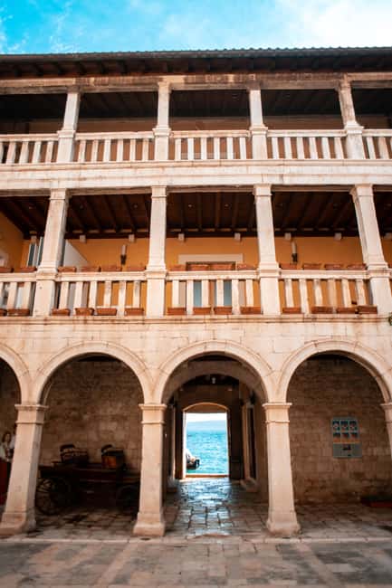 Split: Private tour to Salona, Vitturi castle and Trogir - How Much Is This Really Worth at About $117 Per Person?