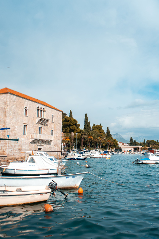 Split: Private tour to Salona, Vitturi castle and Trogir - Pickup From Split or Solin, Plus a Comfortable SUV Day
