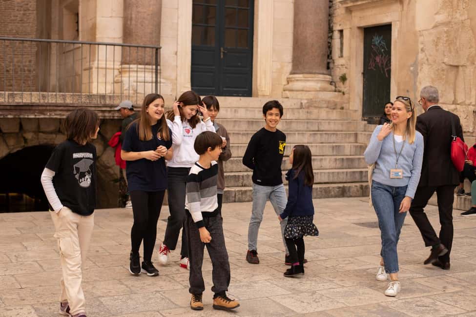 Split: Private Walking Tour for Families with kids (5-17y) - The Perystil Moment: Power, Pride, and Bow-Down Theater