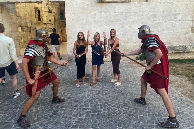Split Private Walking Tour for Families with kids from 5-17 years - Quick practical tips to make it smooth