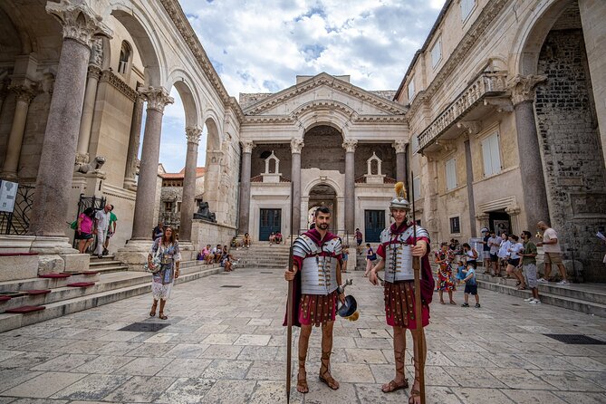 Split Private Walking Tour for Families with kids from 5-17 years - Timing and logistics: what 2.5 hours really means with kids