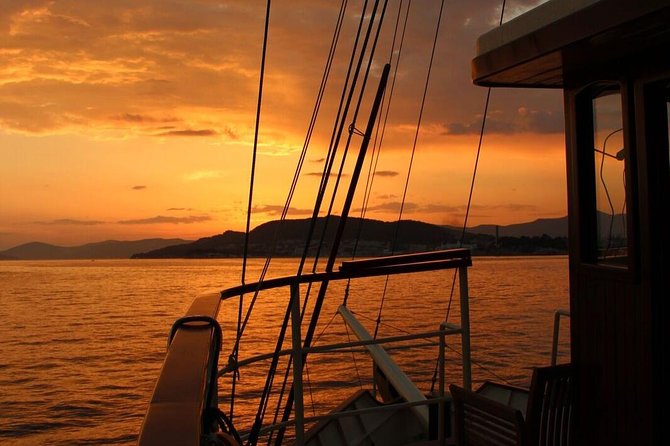 Split Sunset Cruise With Live Music - Timing and departures: which sailing feels best