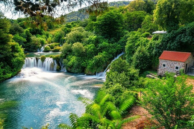 Split to Dubrovnik private transfer via Ston and picture stops (and vice versa) - Split ↔ Dubrovnik by private car with smart stopovers