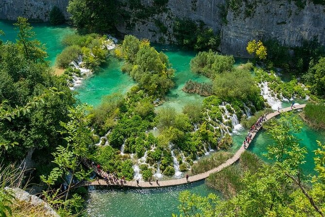 Split to Zagreb or airport Zagreb via Plitvice lakes for singles or couples - A private Split–Plitvice–Zagreb route that saves you planning