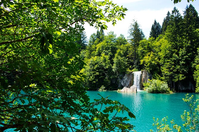 Split to Zagreb Private Transfer via Plitvice Lakes National Park - Price and value: what $526.86 really covers (and what it doesn’t)